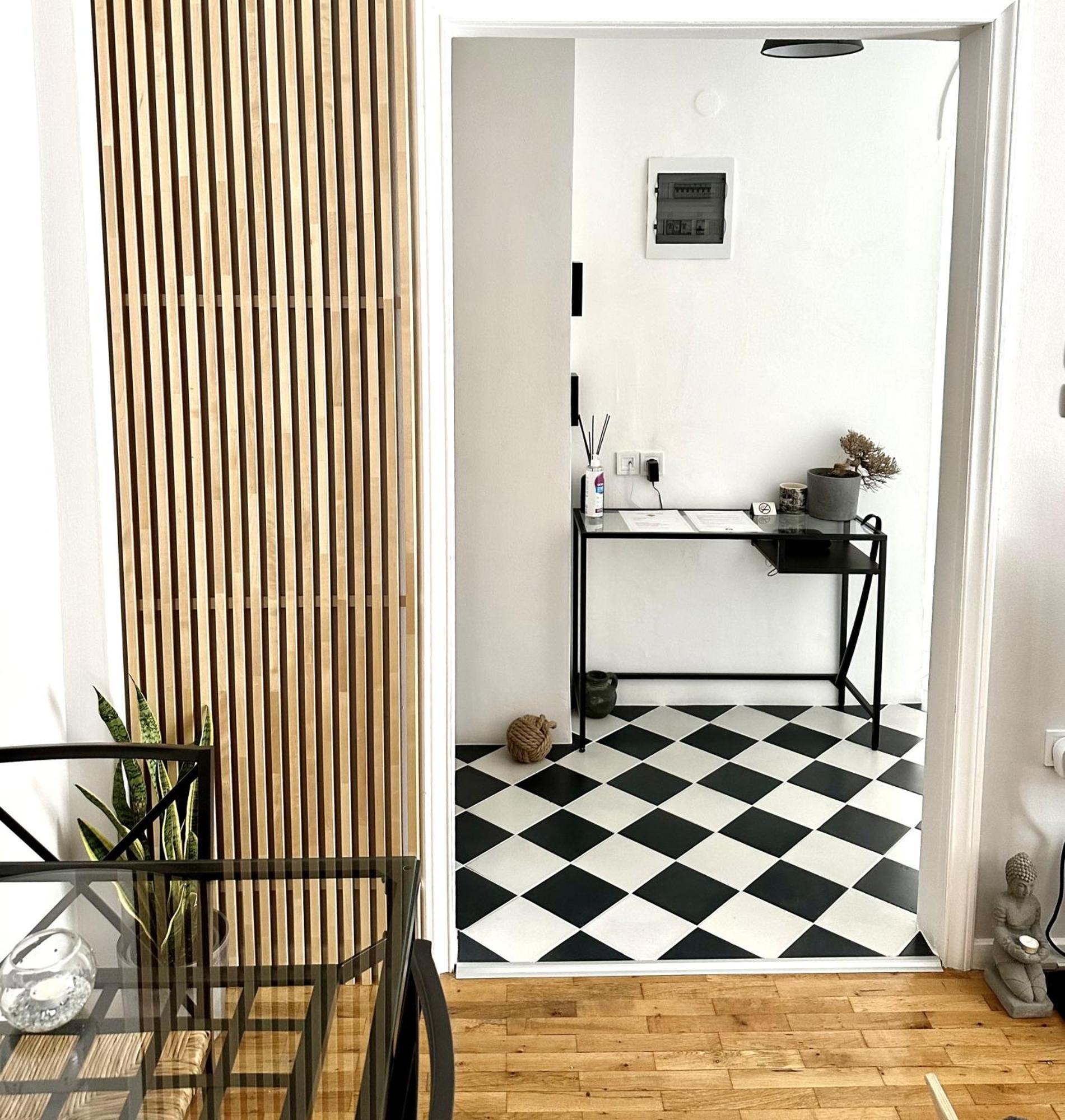 Appartement Spacious 82 M2 Two Bedroom Classy Near Center